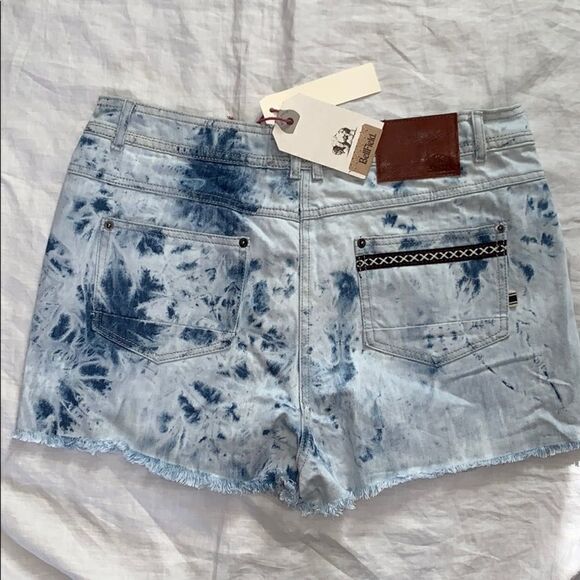 BELLFIELD “Tamara” Tie Dye Denim Cutoff Shorts-16 - Picture 2 of 5